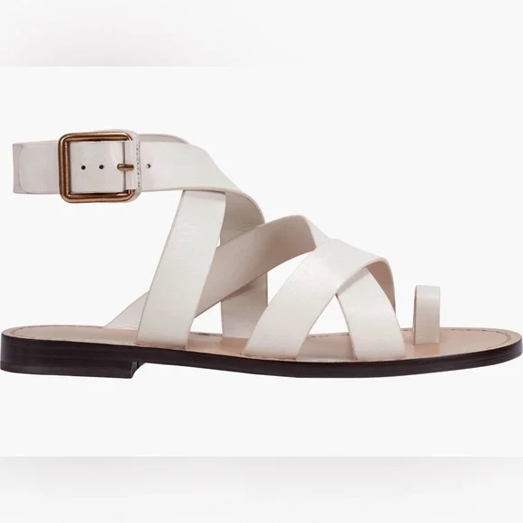 Marc Fisher Loop Sandal. Ladies 8 - Picture 2 of 15